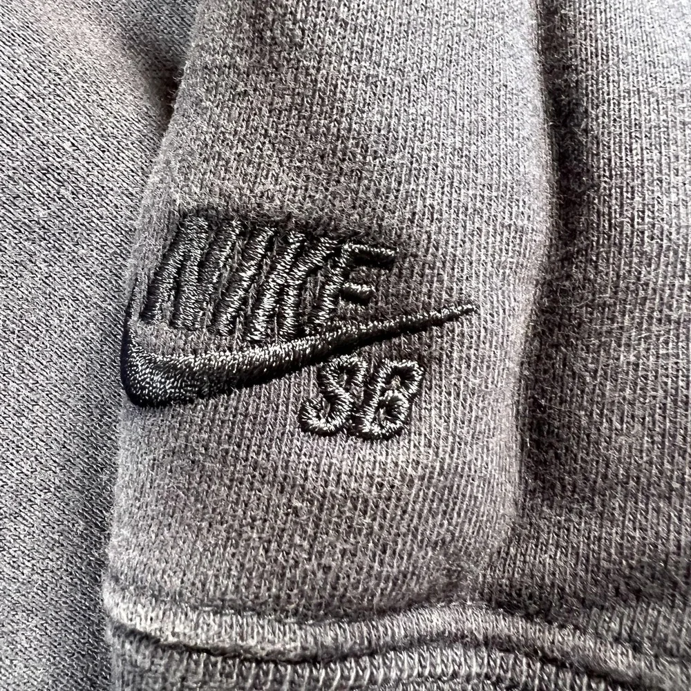 Nike SB Sweatshirt Mens Large Blue Crewneck Fleece Pullover Skateboard Logo